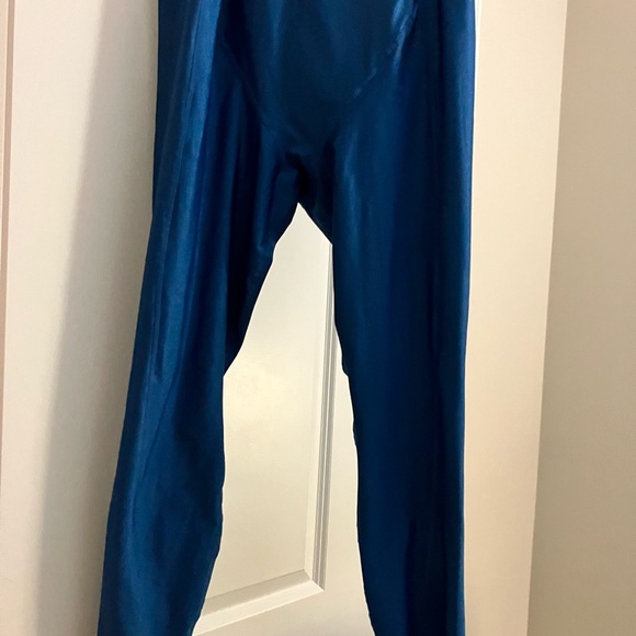 Good American The Fab Rib Leggings - Picture 9 of 10